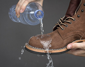 Чем обработать обувь, чтобы не промокала
