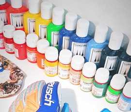 Sneakers Paint для кастомизации теперь в России!